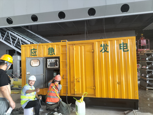 兴宁怎样判断空气滤清器是否需要更换？